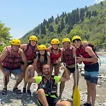 Honey-house Kastrioti Adventures Alloggio in famiglia *