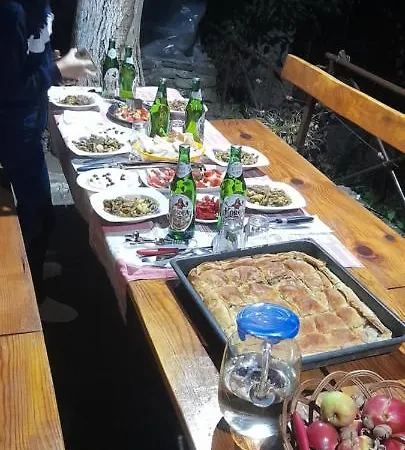 Honey-house “kastrioti” Permet