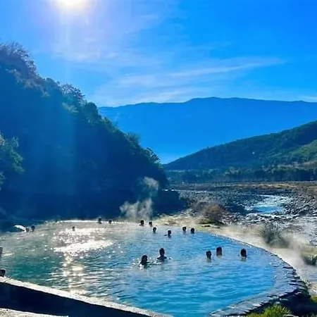 Quarto em Acomodações Particulares Honey-house “kastrioti”