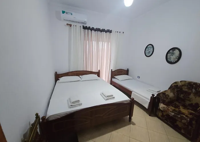 Séjour chez l'habitant Honey-house “kastrioti” Përmet