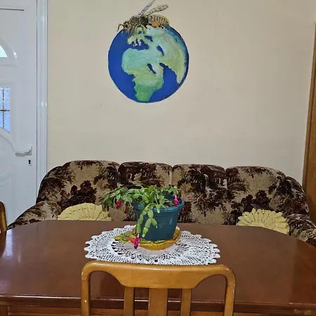 בית אירוח Honey-house Kastrioti Adventures Përmet