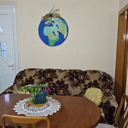 Honey-house Kastrioti Adventures בית אירוח Përmet