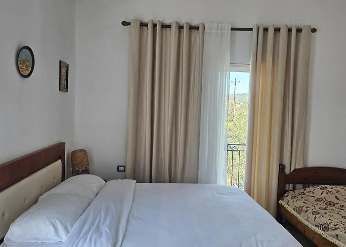 Privatunterkunft Honey-house “kastrioti” *