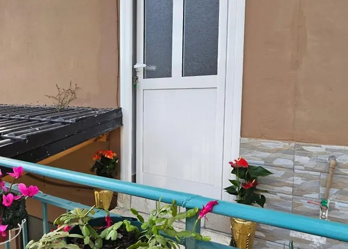 Honey-house “kastrioti” Privatunterkunft *